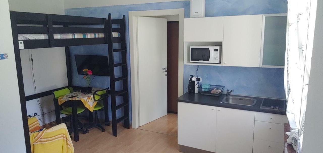 Affittacamere Valchiavenna - Foresteria Lombarda Con Parcheggio Privato Sul Posto! Apprezzata Gestione Familiare Dal 2012, Qualita-Prezzo Top! "Guest-House With Private Parking On Site! Appreciated Family Management Since 2012, Quality-Price Top!" Chiavenna Exterior foto